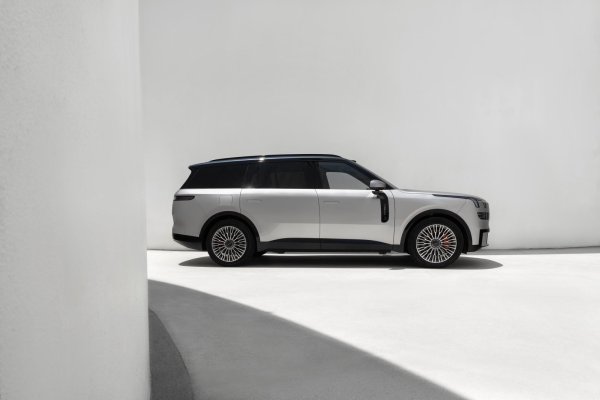 华星配资 上市四月交付破三万，领克 900 凭实力站稳高端大六座 SUV 市场